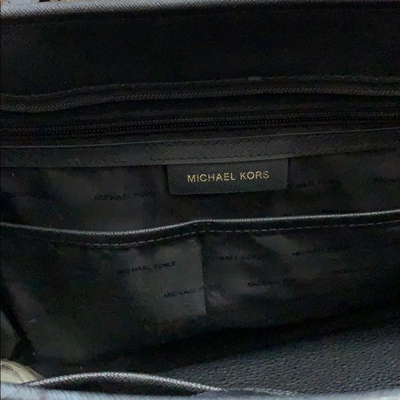 Michael Kors bag - Picture 2 of 2